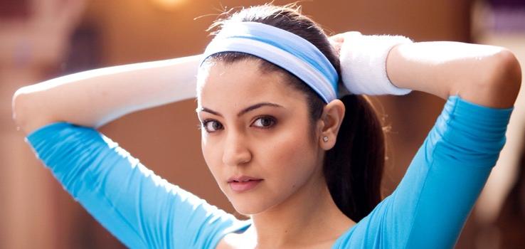 innocent-but-not-stunning-anushka Anushka Sharma