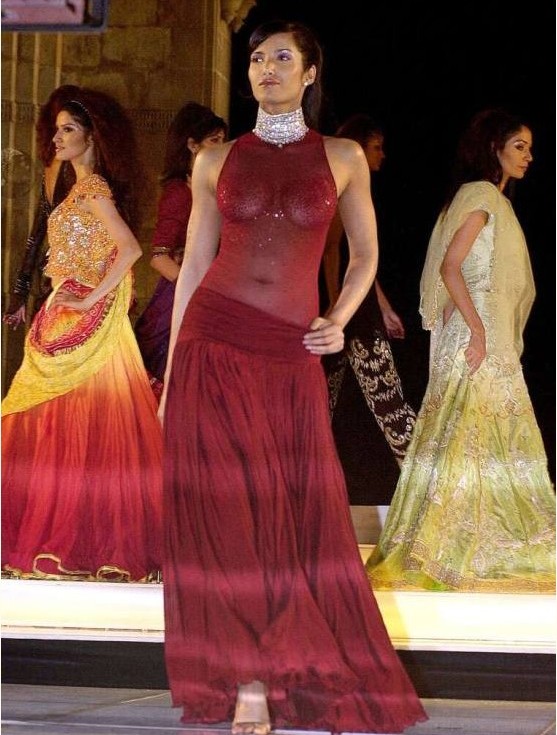 She has the best figure! but u r not the perfect judge, ask Rushdie!