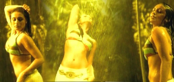 Rani's different postures in Bikini for Dil Bole Hadippa